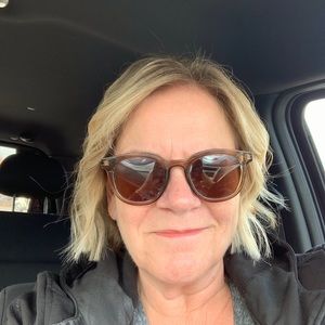 Meet your Posher, Lynn